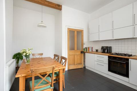 1 bedroom flat for sale, 3/6 Bowhill Terrace, Edinburgh EH3