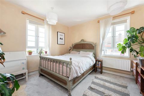 2 bedroom apartment for sale, King Edward's Road, London, E9