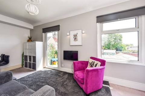 1 bedroom flat for sale, Byron Court, 7 Charles Street, Petersfield, Hampshire