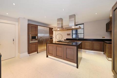 4 bedroom apartment to rent, London SW1A