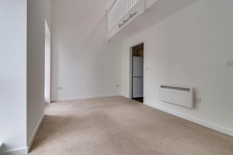 1 bedroom maisonette to rent, Church Street, OSSETT, West Yorkshire, WF5