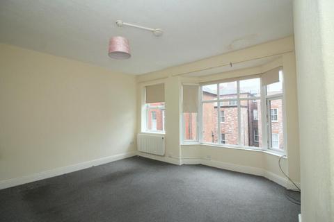 5 bedroom terraced house to rent, 4 Royal Terrace Southport PR8 1QW