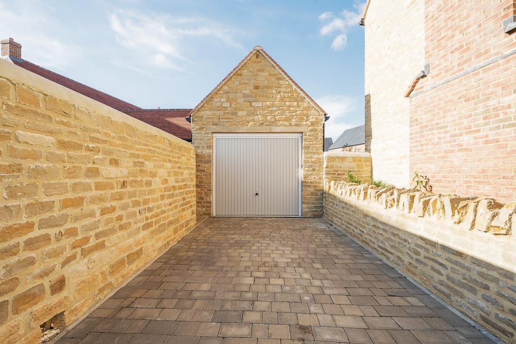 Garage &amp; Driveway