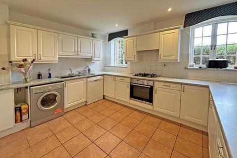 1 Knighthayes Walk, Exminster, Exeter, EX6 8TU