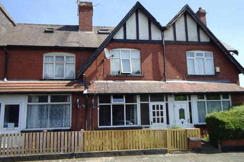 3 bedroom terraced house for sale, Cross Flatts Row, Leeds LS11