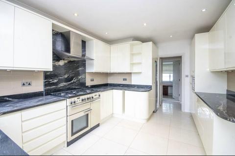 6 bedroom semi-detached house to rent, Rayners Lane, Pinner HA5