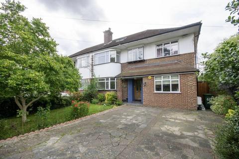 6 bedroom semi-detached house to rent, Rayners Lane, Pinner HA5