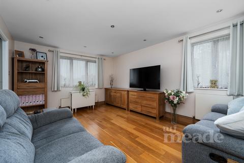 2 bedroom flat for sale, Godwin Close, Sewardstone Road, Chingford, E4