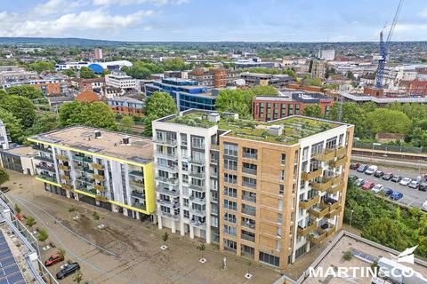 2 bedroom flat for sale, Cunard Square, Chelmsford