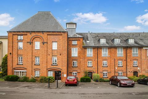 Abingdon - 3 bedroom apartment for sale