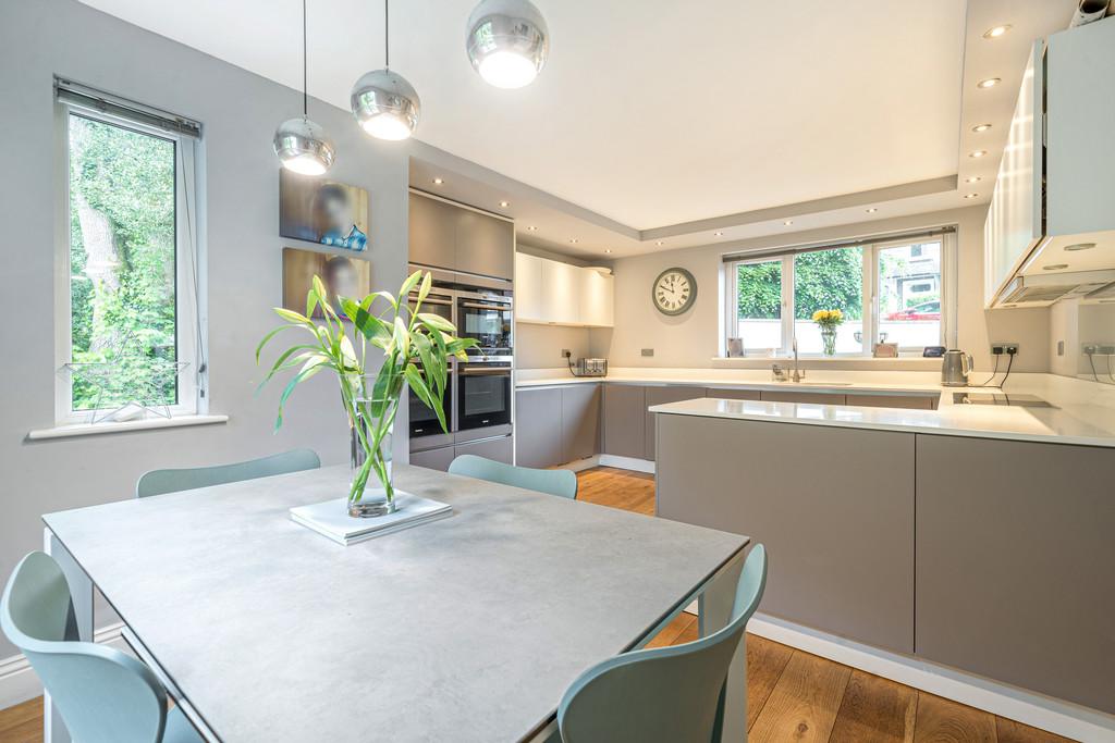 Dining Kitchen