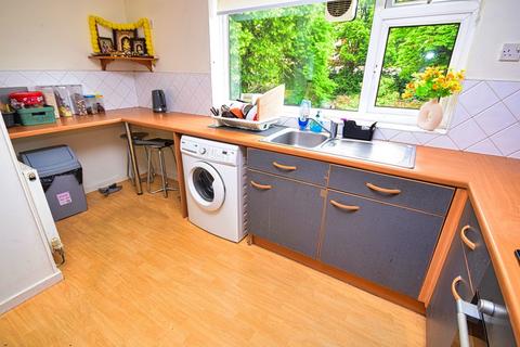 2 bedroom flat for sale, Warwick Road, Solihull B91