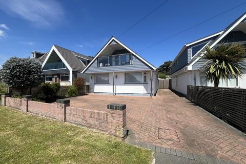 4 bedroom detached house for sale, Napier Road