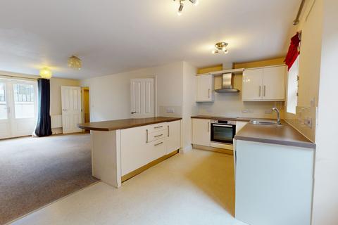 4 bedroom end of terrace house for sale, Hewlett Road, Cheltenham