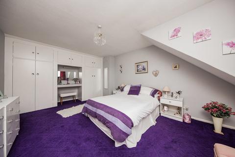 3 bedroom detached bungalow for sale, Swaines Way, Heathfield