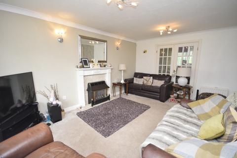 4 bedroom detached house for sale, Greenfields Rise, Whitchurch