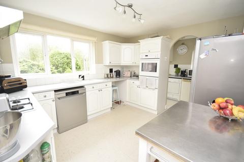 4 bedroom detached house for sale, Greenfields Rise, Whitchurch