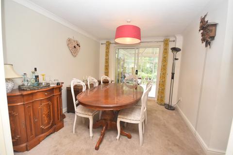 4 bedroom detached house for sale, Greenfields Rise, Whitchurch