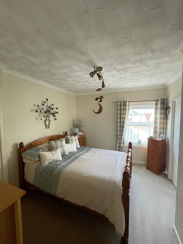 Owners bedroom 1
