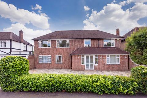 5 bedroom detached house for sale, Sutton Avenue, Langley SL3