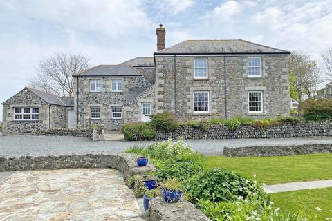 6 bedroom detached house for sale, Mullion - south Cornish coast, Cornwall