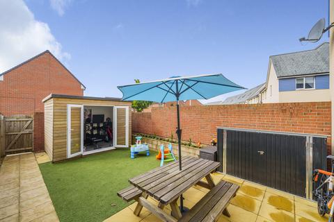 3 bedroom end of terrace house for sale, Great Orchard, Cranbrook, EX5 7GD