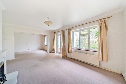 2 bedroom bungalow for sale, Egley Drive, Woking, GU22