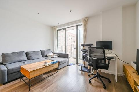 1 bedroom flat for sale, Edwin Street, E16, Canning Town, London, E16