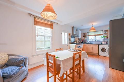 1 bedroom flat for sale, Baronsmere Road, East Finchley, London, N2