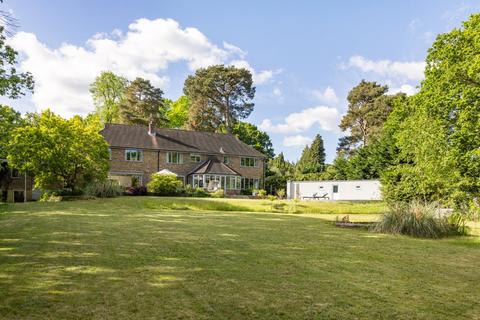 5 bedroom detached house for sale, Leigh Lane, Farnham, Surrey, GU9
