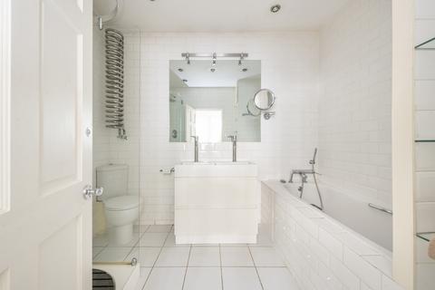 Flat 1, Ardington House, 31 Richmond Hill, Richmond, TW10 6RE