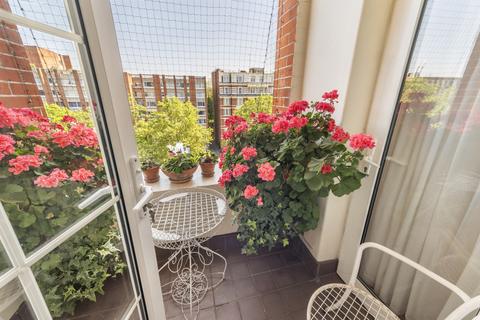 2 bedroom flat for sale, Clive Court, Maida Vale, London