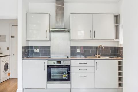 1 bedroom flat to rent, Dartmouth Road, London