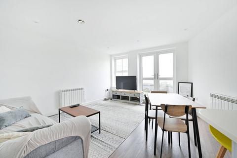 2 bedroom flat to rent, Cadogan Terrace, Hackney, London, E9