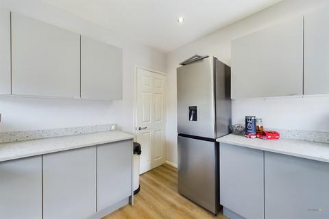 2 bedroom apartment for sale, St. James Road, Barton-under-Needwood