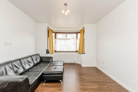 3 bedroom semi-detached house to rent, Torrington Drive, South Harrow, Harrow, HA2