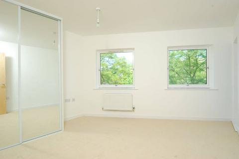 2 bedroom flat to rent, Osbury Court, South Harrow, Harrow, HA2