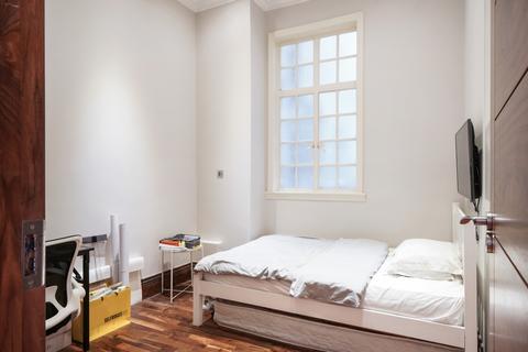 2 bedroom flat to rent, Chiltern Court, Baker Street, Marylebone, London