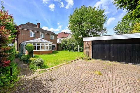 5 bedroom bungalow to rent, Coombe Lane West, Coombe, Kingston upon Thames, KT2