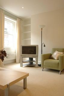 2 bedroom flat to rent, Charlotte Place, Fitzrovia, London, W1T