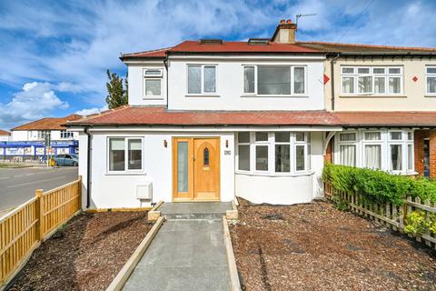 5 bedroom semi-detached house for sale, Eton Ave, New Malden, KT3