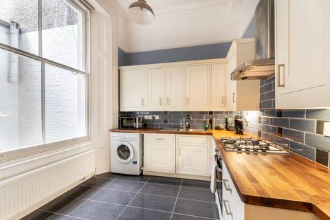2 bedroom flat to rent, Linden Gardens, Notting Hill Gate, London, W2
