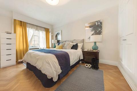 2 bedroom flat to rent, Buckingham Court, Notting Hill, London, W11