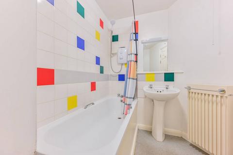 Flat 13, Orleans Court, 4 Douglas Street, London, SW1P 4PB