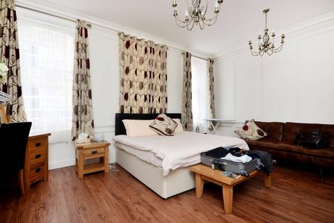 1 bedroom flat to rent, Dean Street, Soho, London, W1D