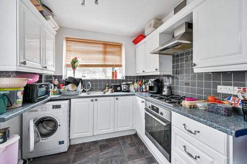 4 bedroom end of terrace house to rent, Belford Grove, Woolwich, London, SE18