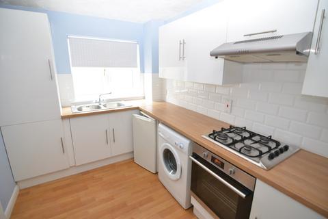 2 bedroom apartment to rent, Station Road, Sidcup DA15