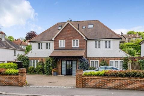 3 bedroom apartment for sale, Woodcote Valley Road, West Purley