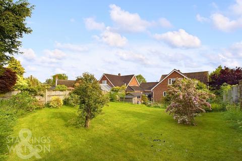 4 bedroom chalet for sale, Church Road, Blofield, Norwich