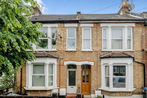 1 bedroom ground floor flat for sale, Russell Road, Palmers Green N13